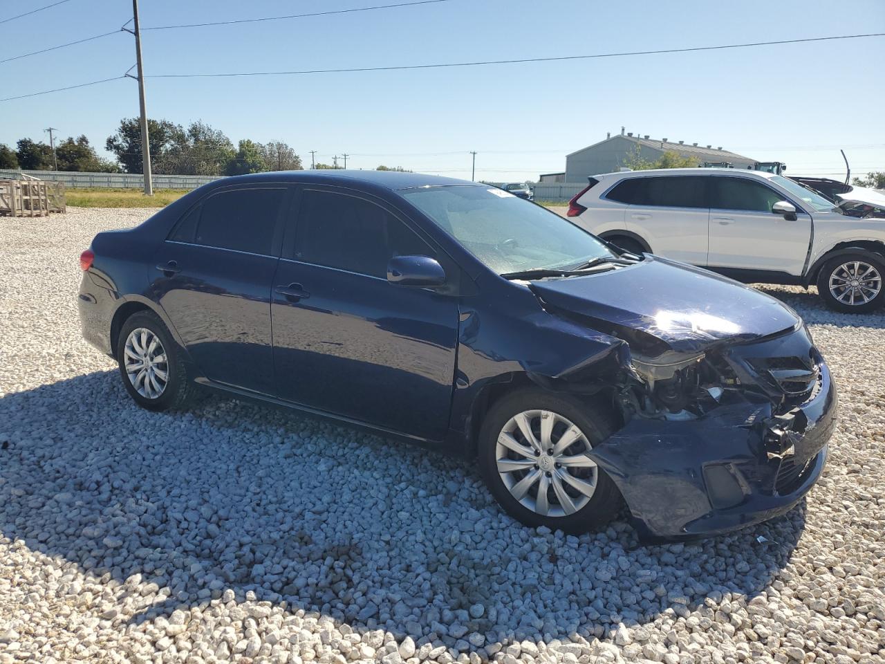 VIN 2T1BU4EE5DC076138 2013 TOYOTA COROLLA no.4