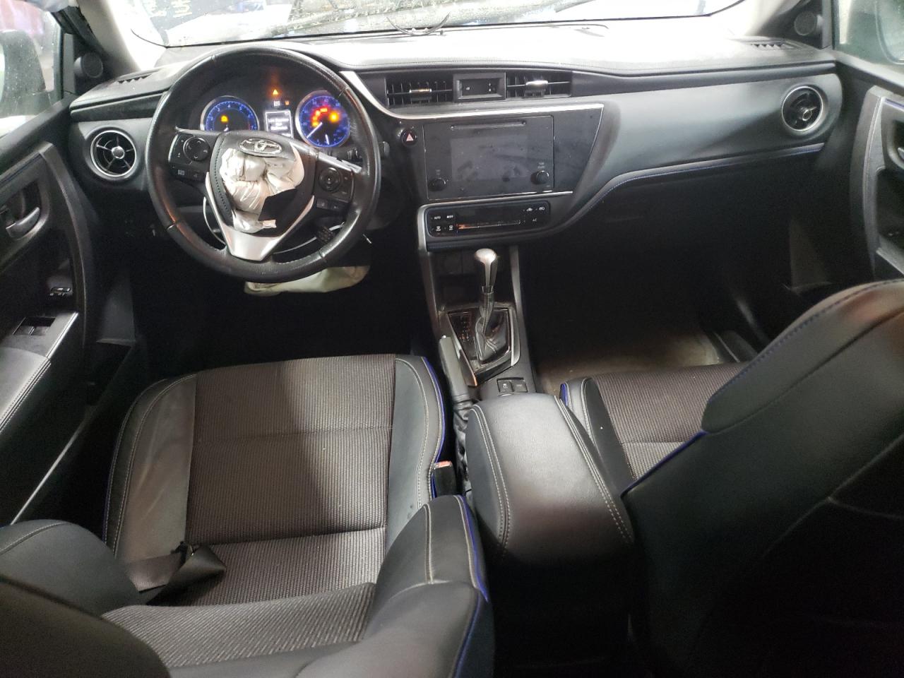 2018 Toyota Corolla - Image 8