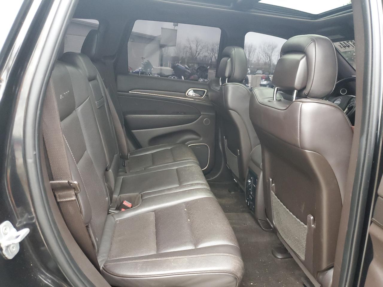 2014 Jeep Grand Cherokee - Image 11