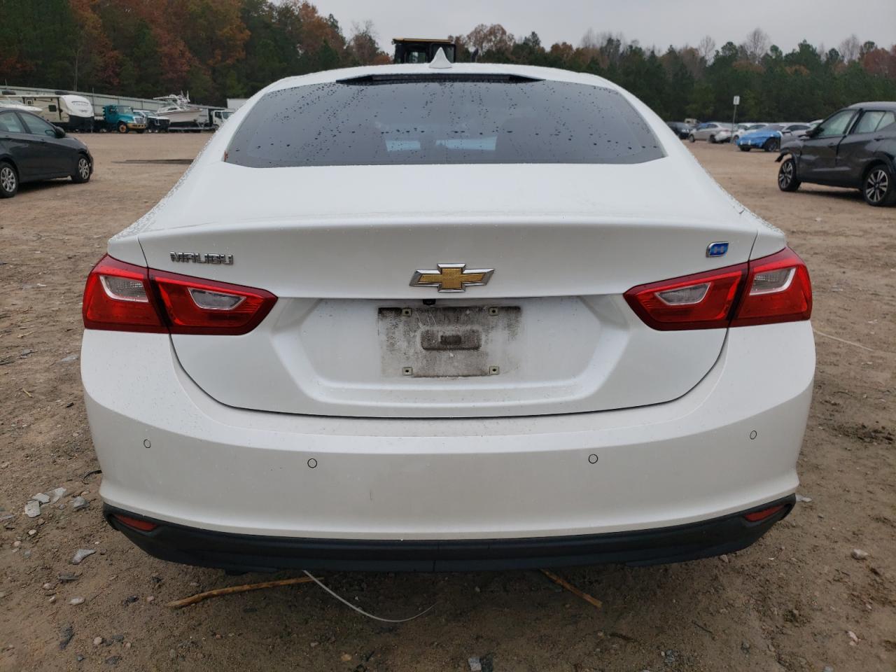 2016 Chevrolet Malibu - Image 6