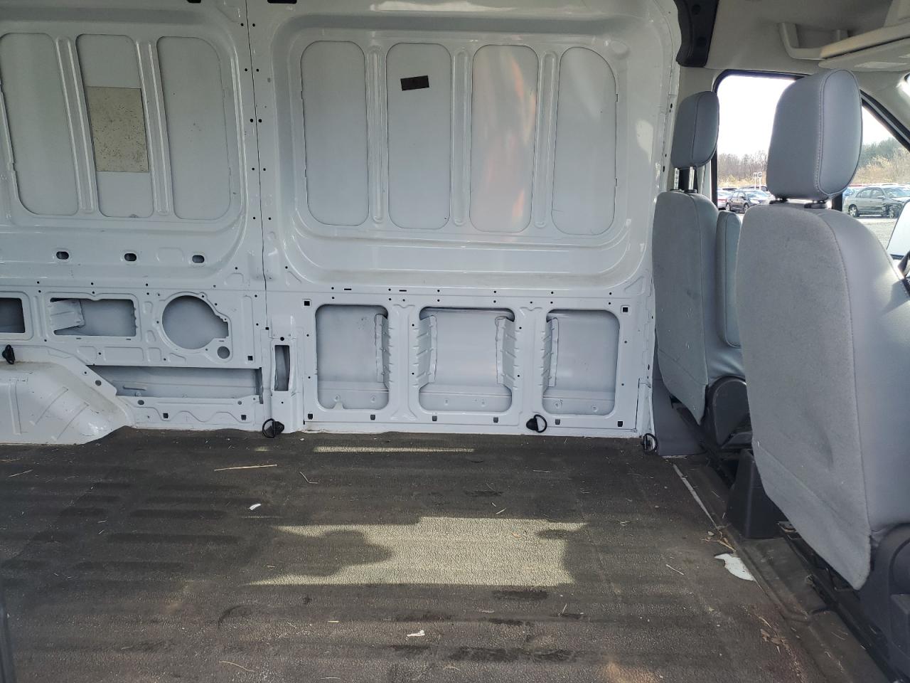 2017 Ford Transit - Image 11