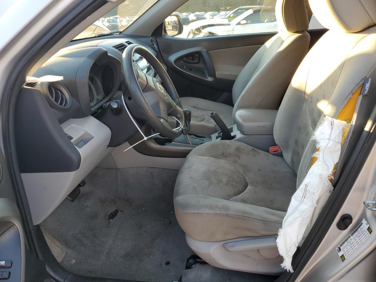 2011 Toyota RAV 4 - Image 7