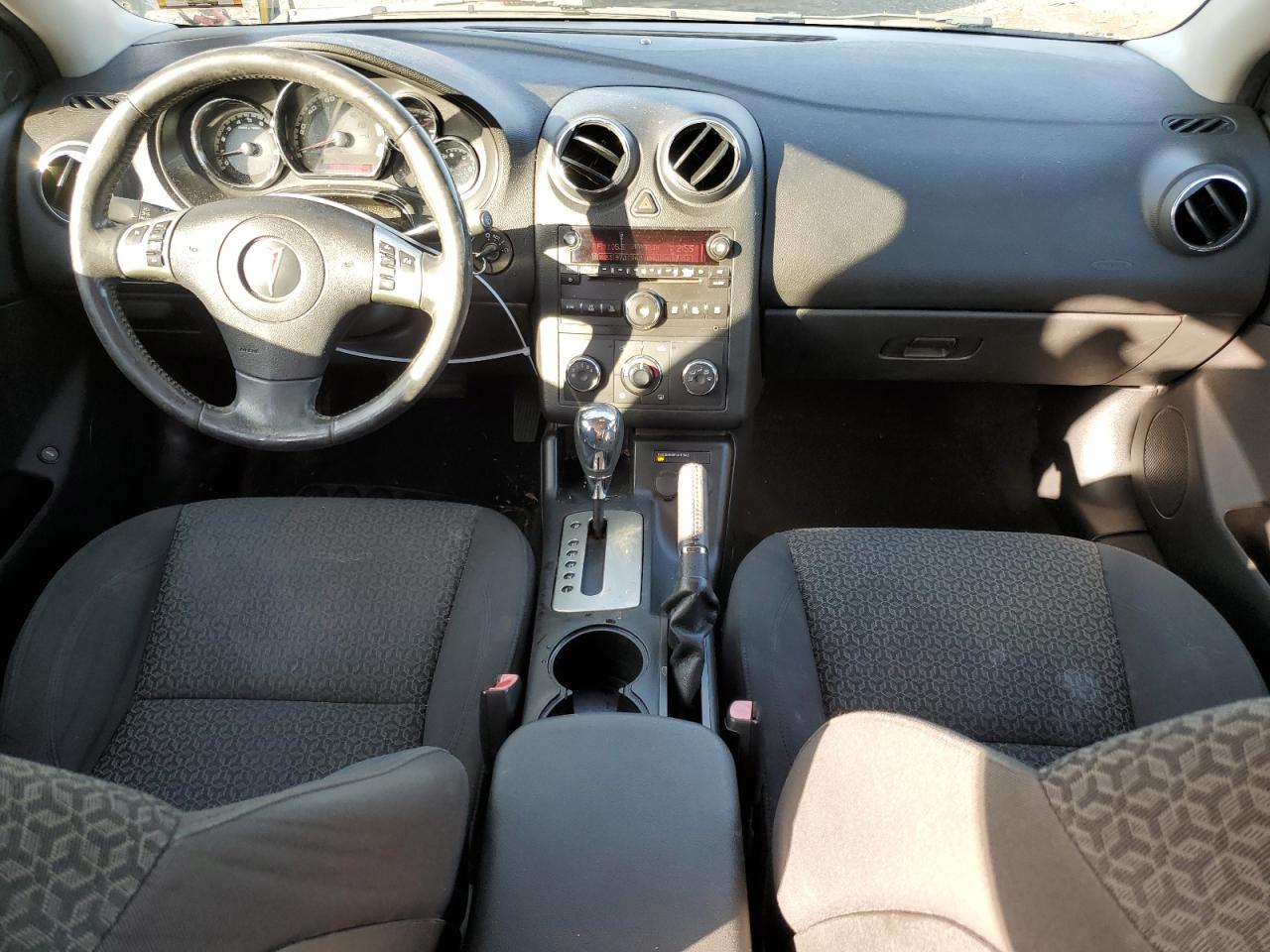 2009 Pontiac G6 - Image 8