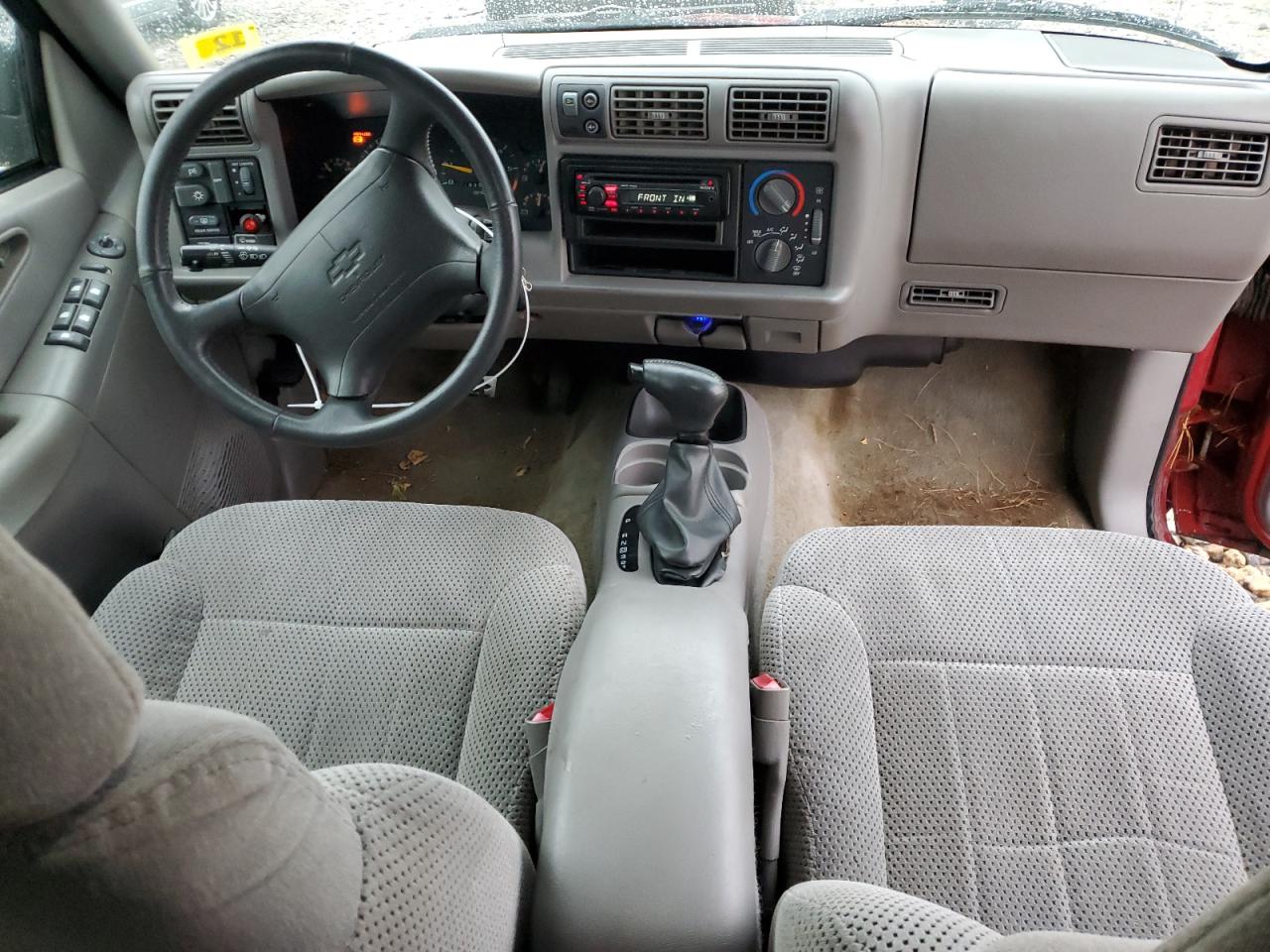 1997 Chevrolet Blazer - Image 8