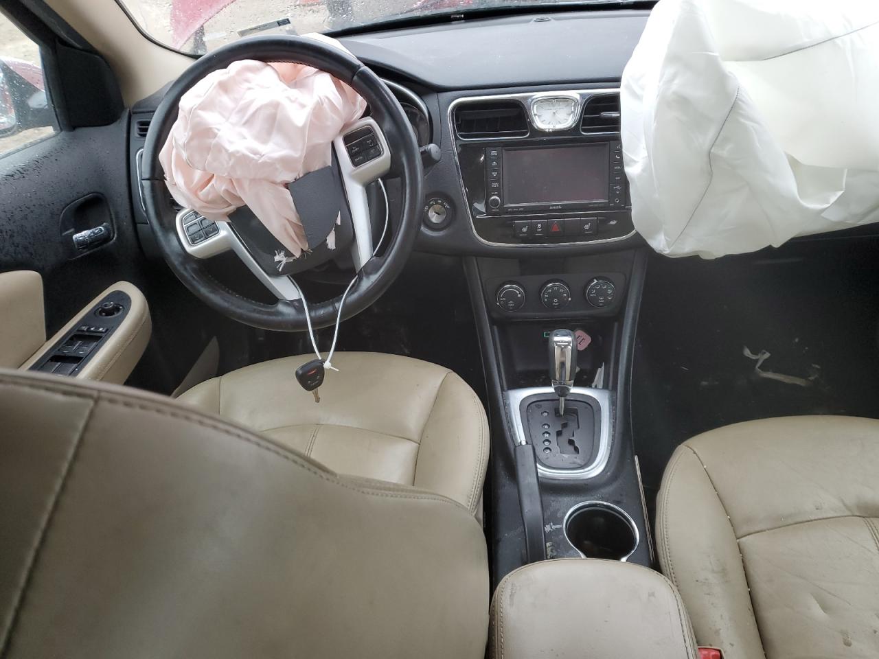 2012 Chrysler 200 - Image 8