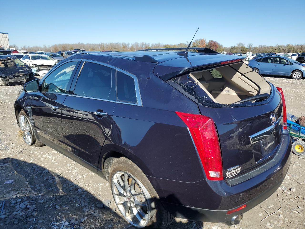 VIN 3GYFNCE34ES664148 2014 CADILLAC SRX no.2