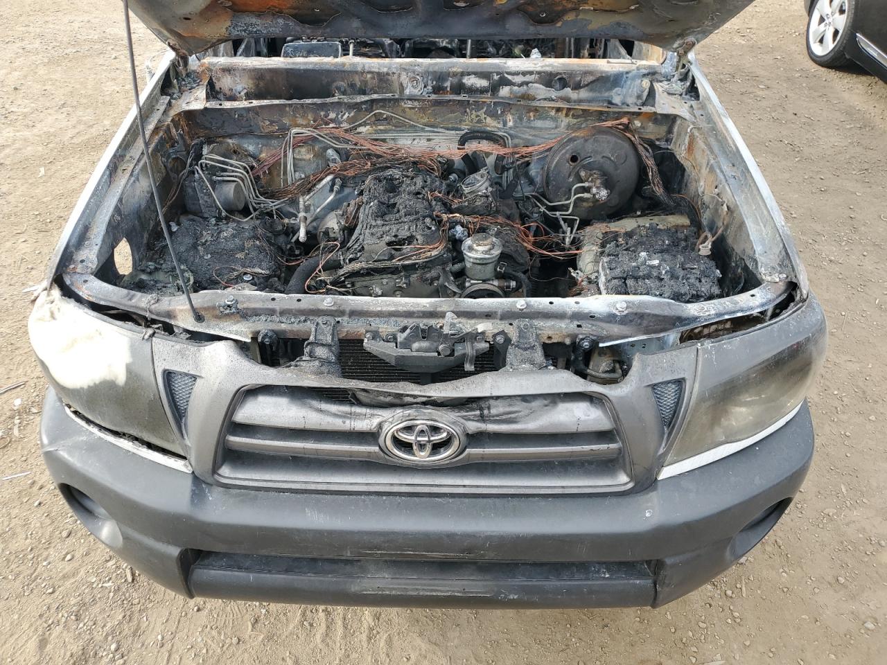 2010 Toyota Tacoma - Image 11