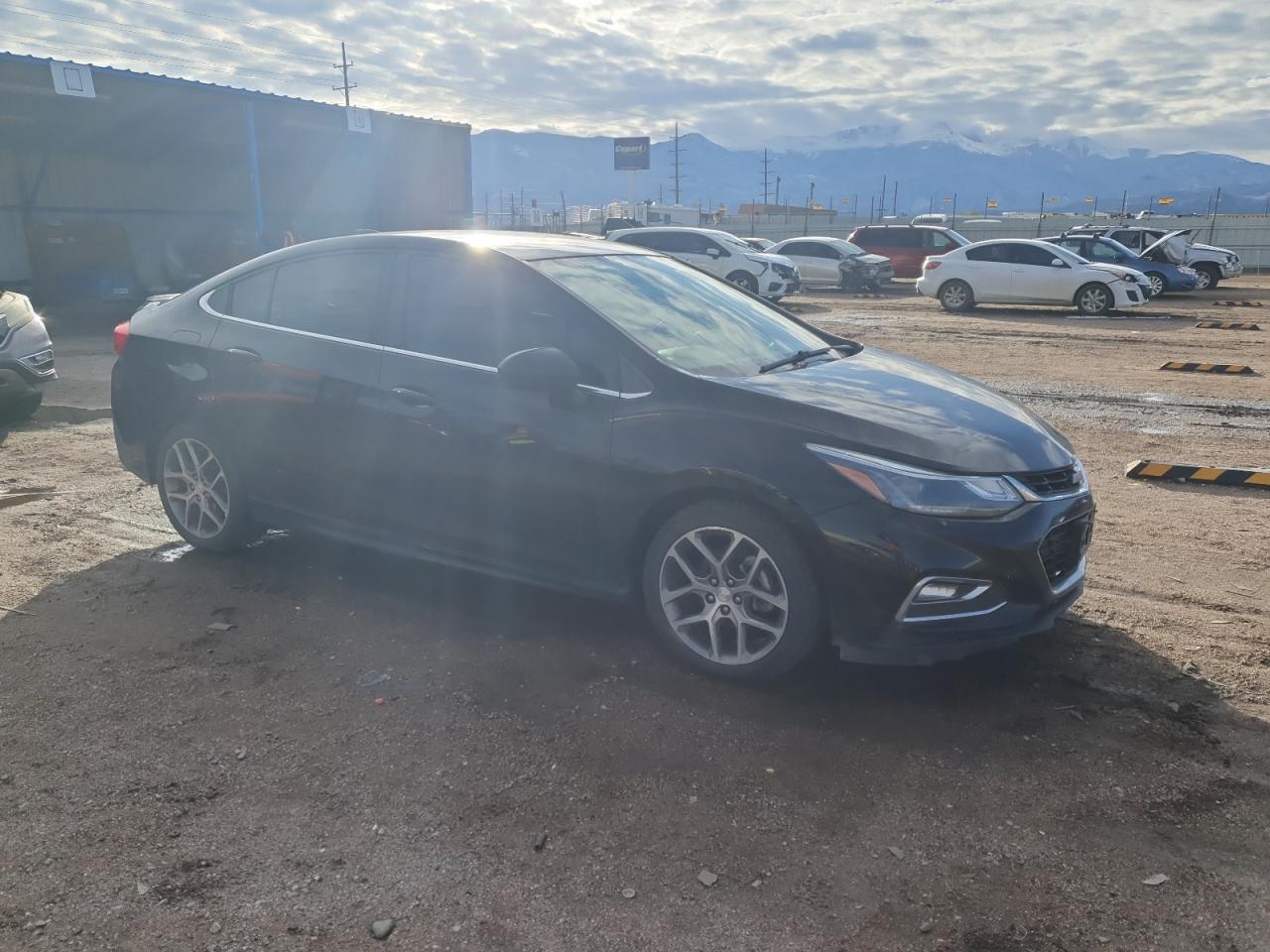 2017 Chevrolet Cruze - Image 4