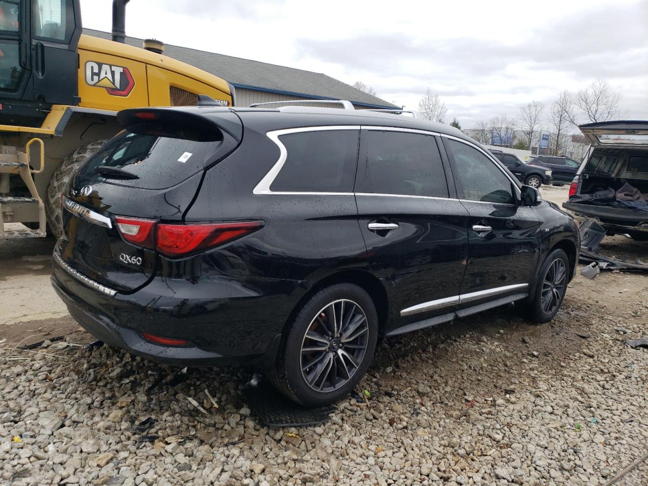 2017 Infiniti QX60 - Image 3