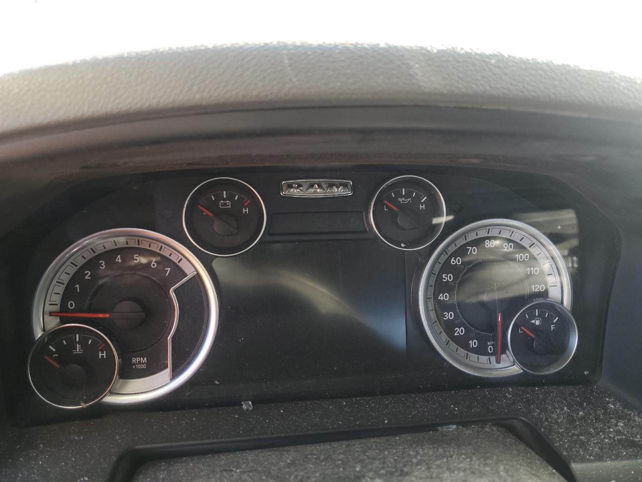 2017 RAM 1500 - Image 9