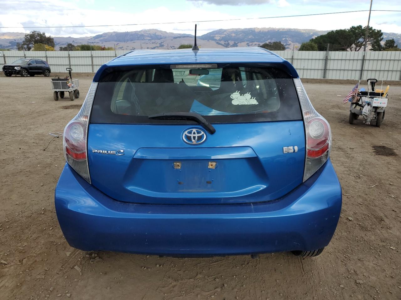 2013 Toyota Prius C VIN: JTDKDTB34D1528016 Lot: 80968324