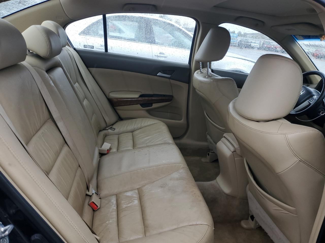 2009 Honda Accord - Image 10