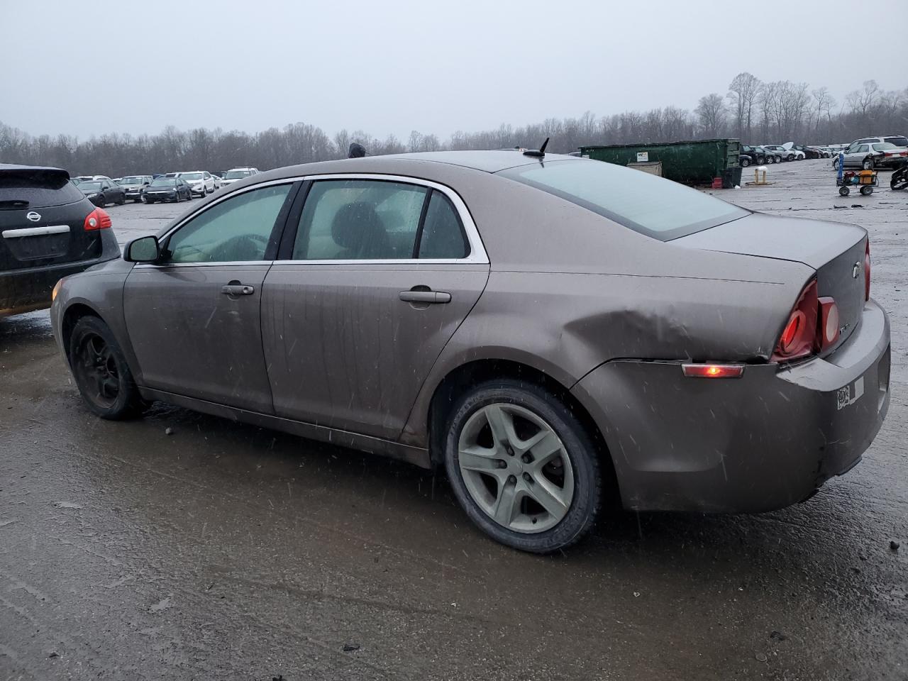 2011 Chevrolet Malibu - Image 2