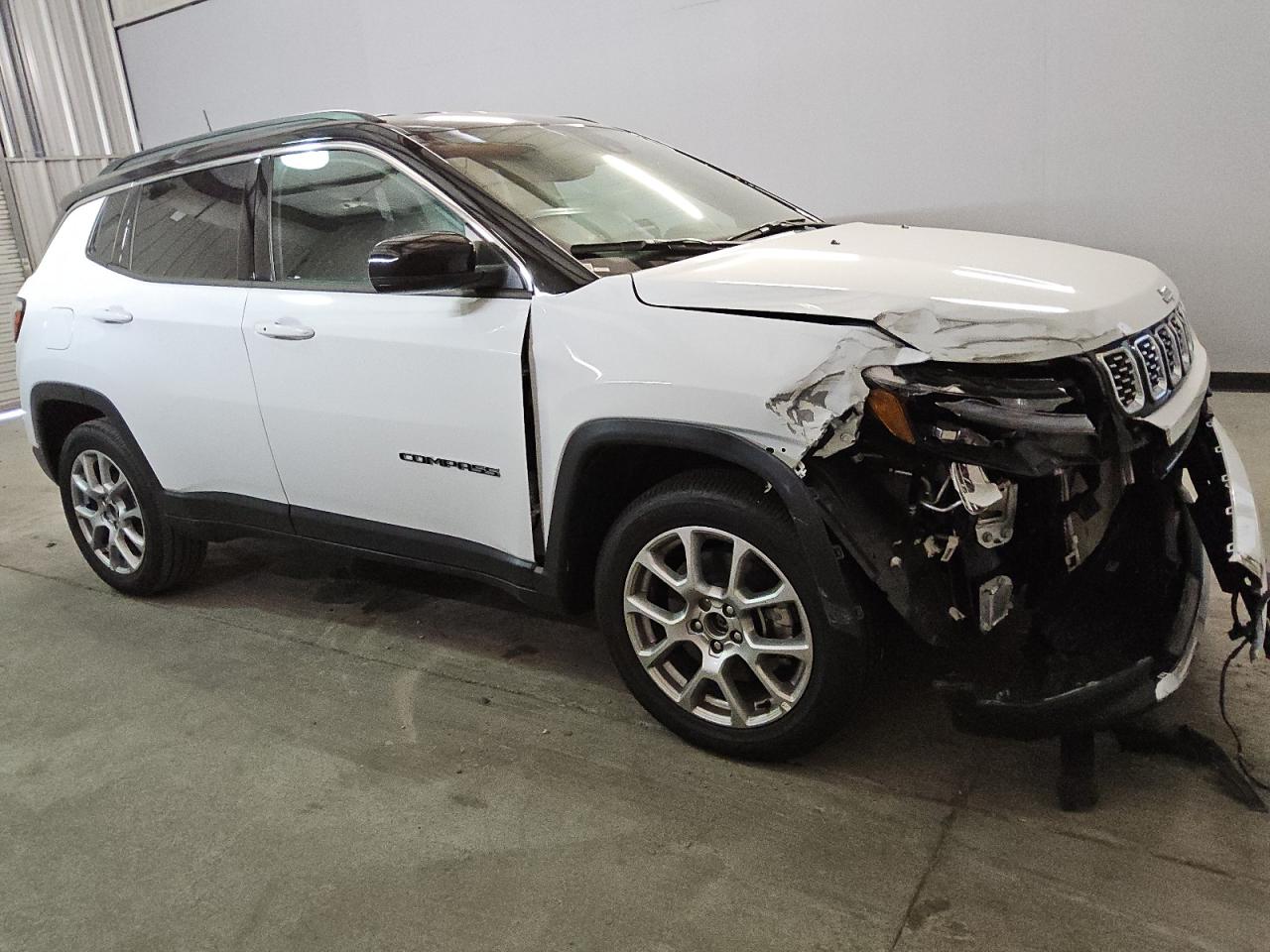 VIN 3C4NJDCN0ST512770 2025 JEEP COMPASS no.4