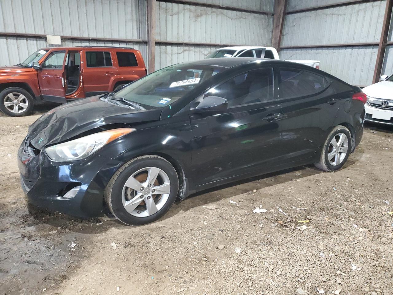 2013 Hyundai Elantra - Image 1