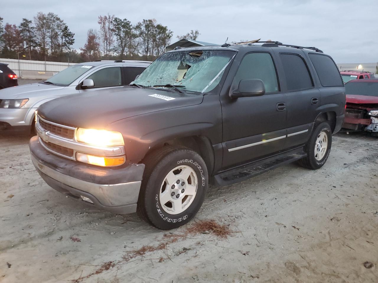2004 Chevrolet Tahoe - Image 1