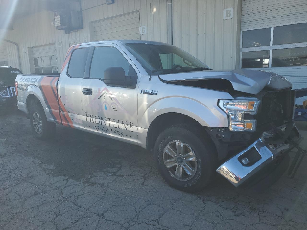 2015 Ford F-150 - Image 4