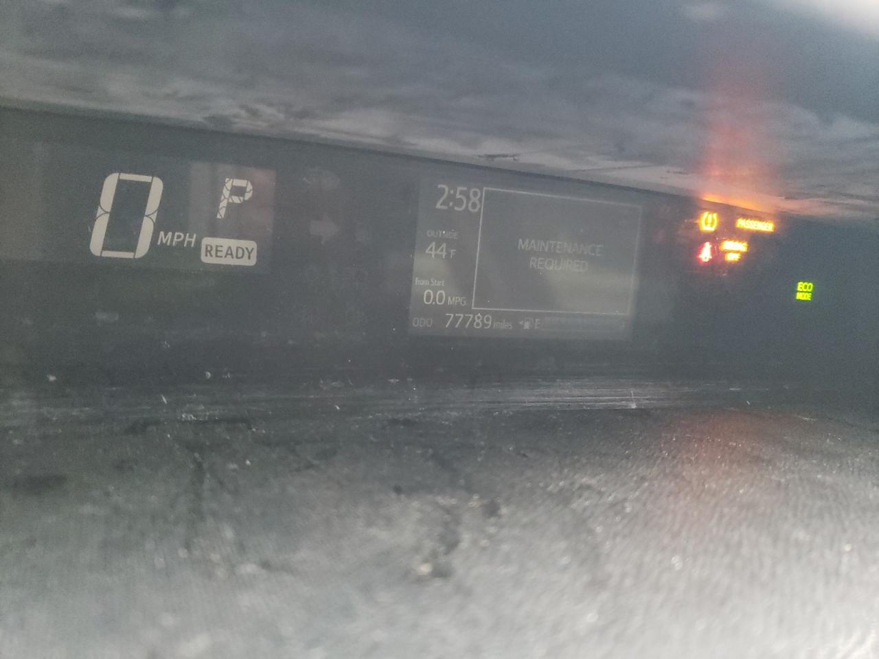 2018 Toyota Prius - Image 9