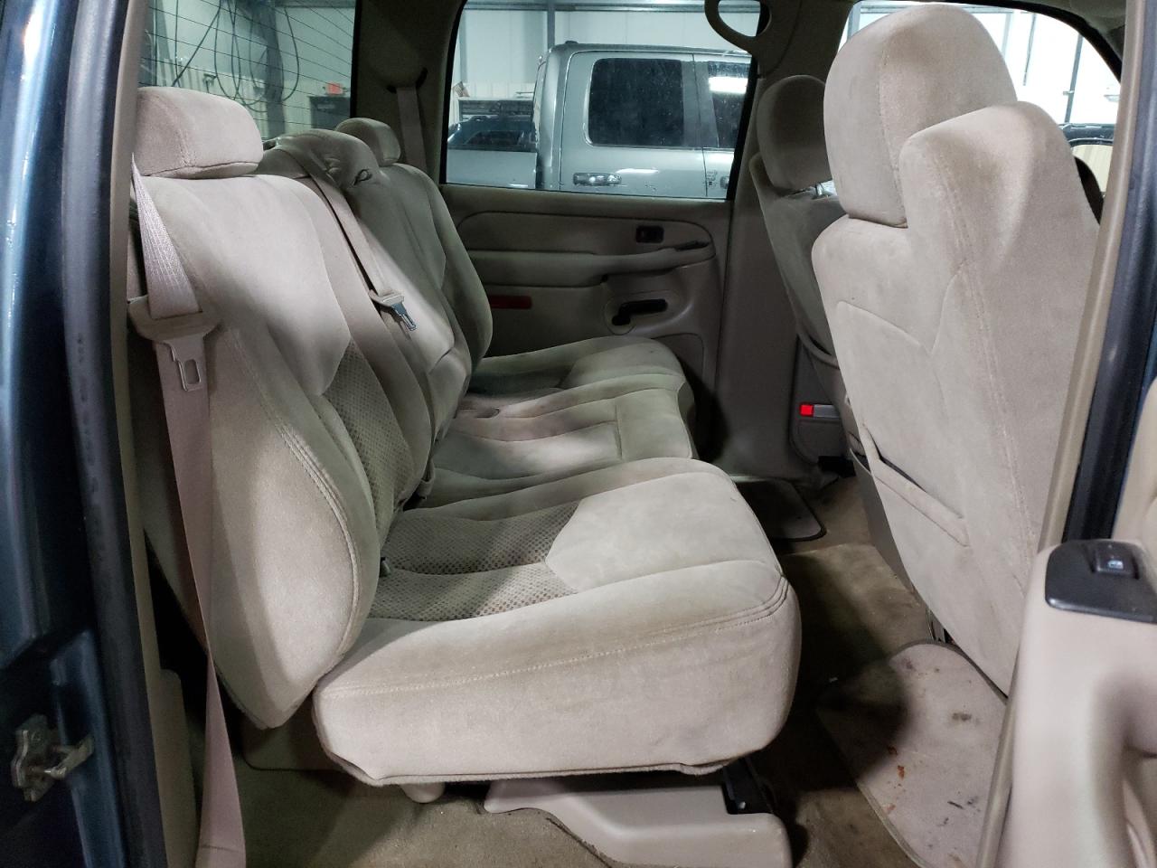 2007 Chevrolet Silverado - Image 10