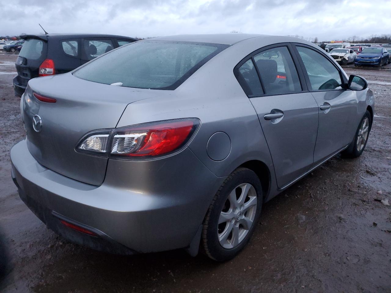 2011 Mazda 3 - Image 3