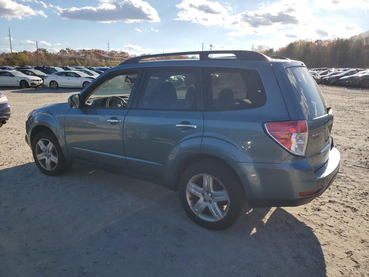 2009 Subaru Forester - Image 2