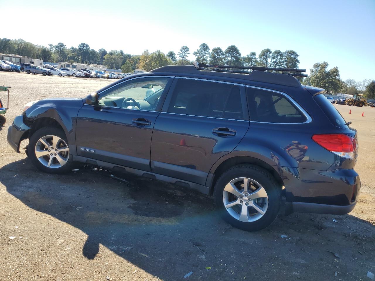 2014 Subaru Outback - Image 2