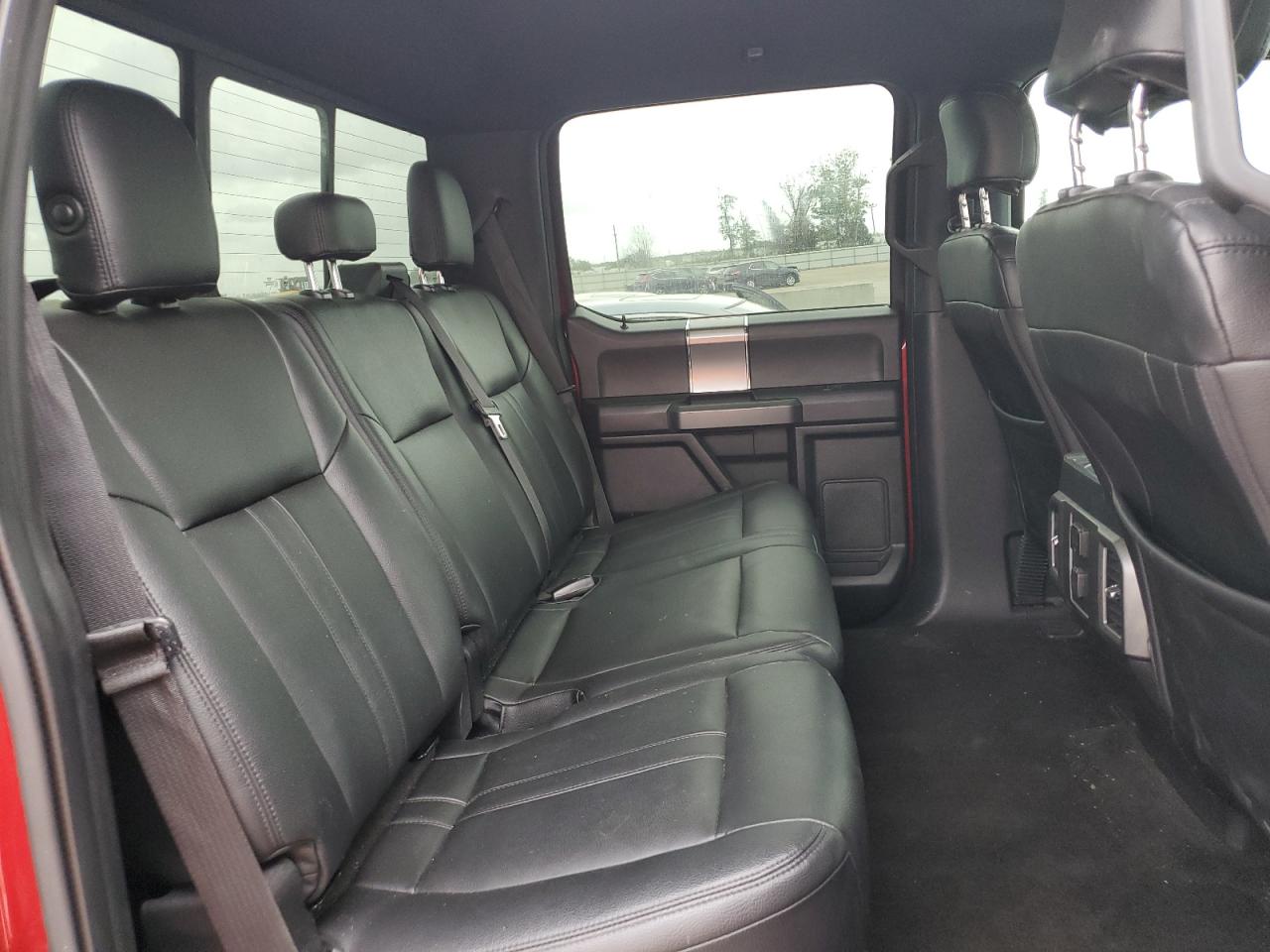 2015 Ford F-150 - Image 10