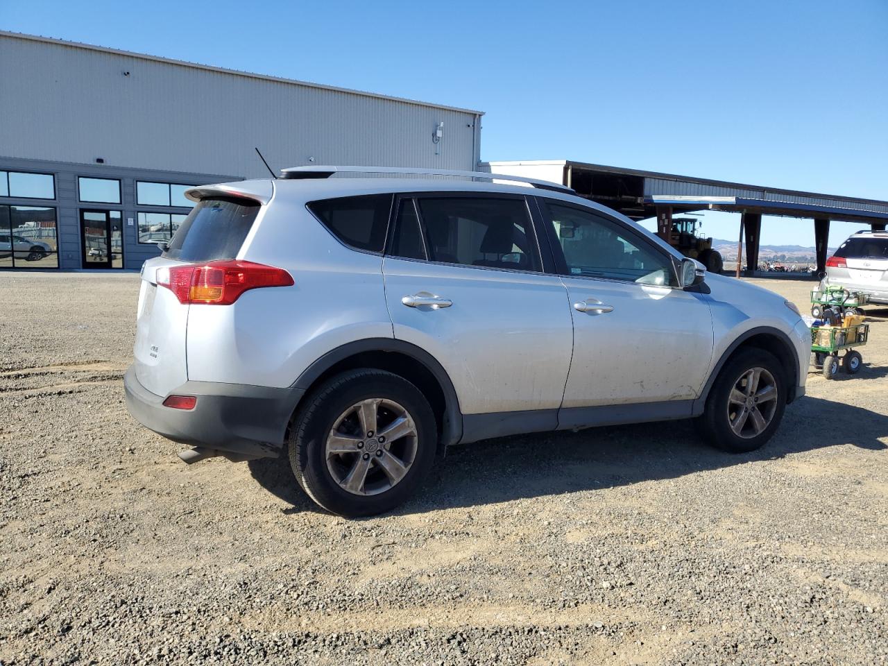 VIN JTMRFREVXDD001668 2013 TOYOTA RAV4 no.3