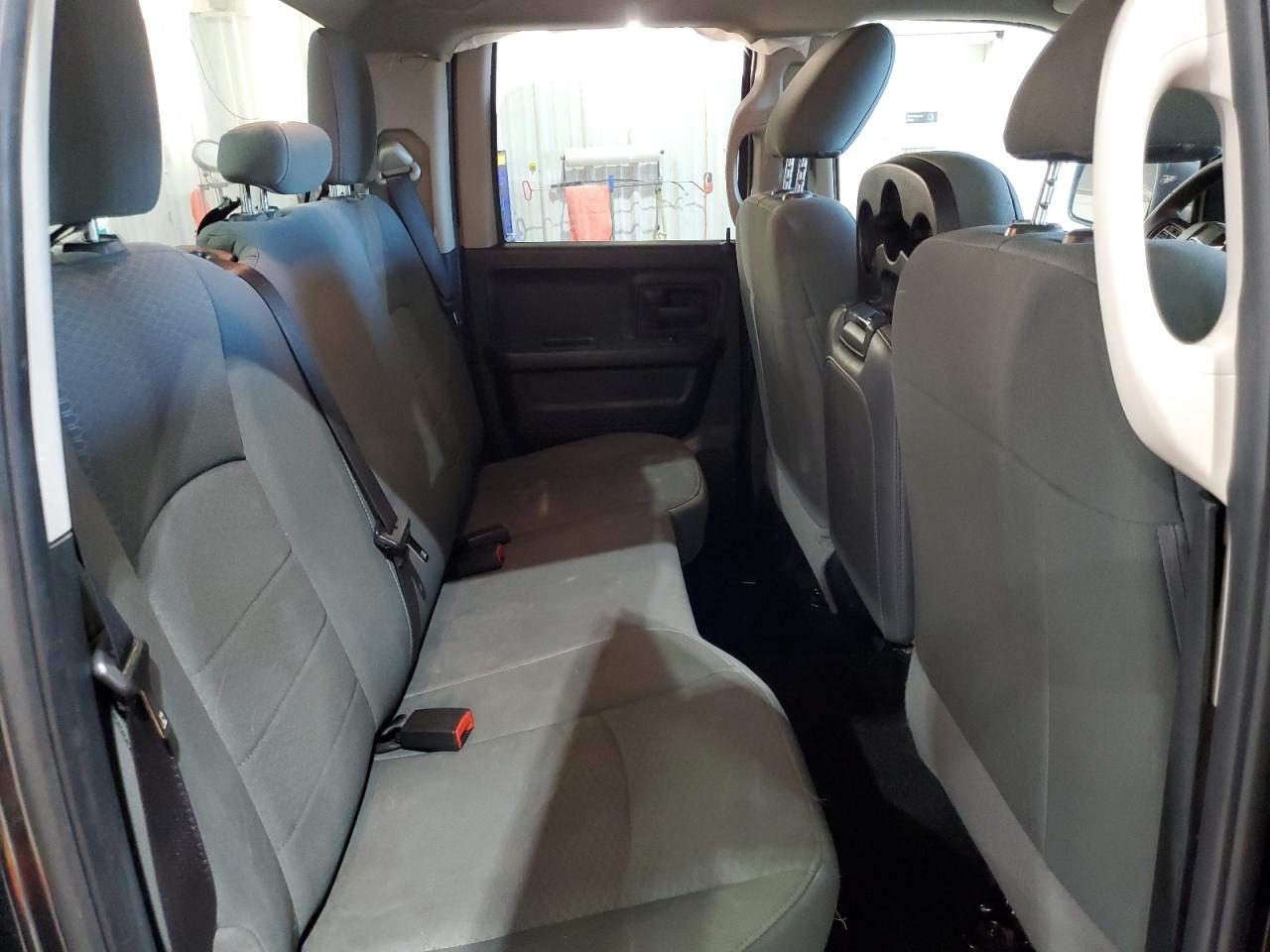 2018 RAM 1500 - Image 10