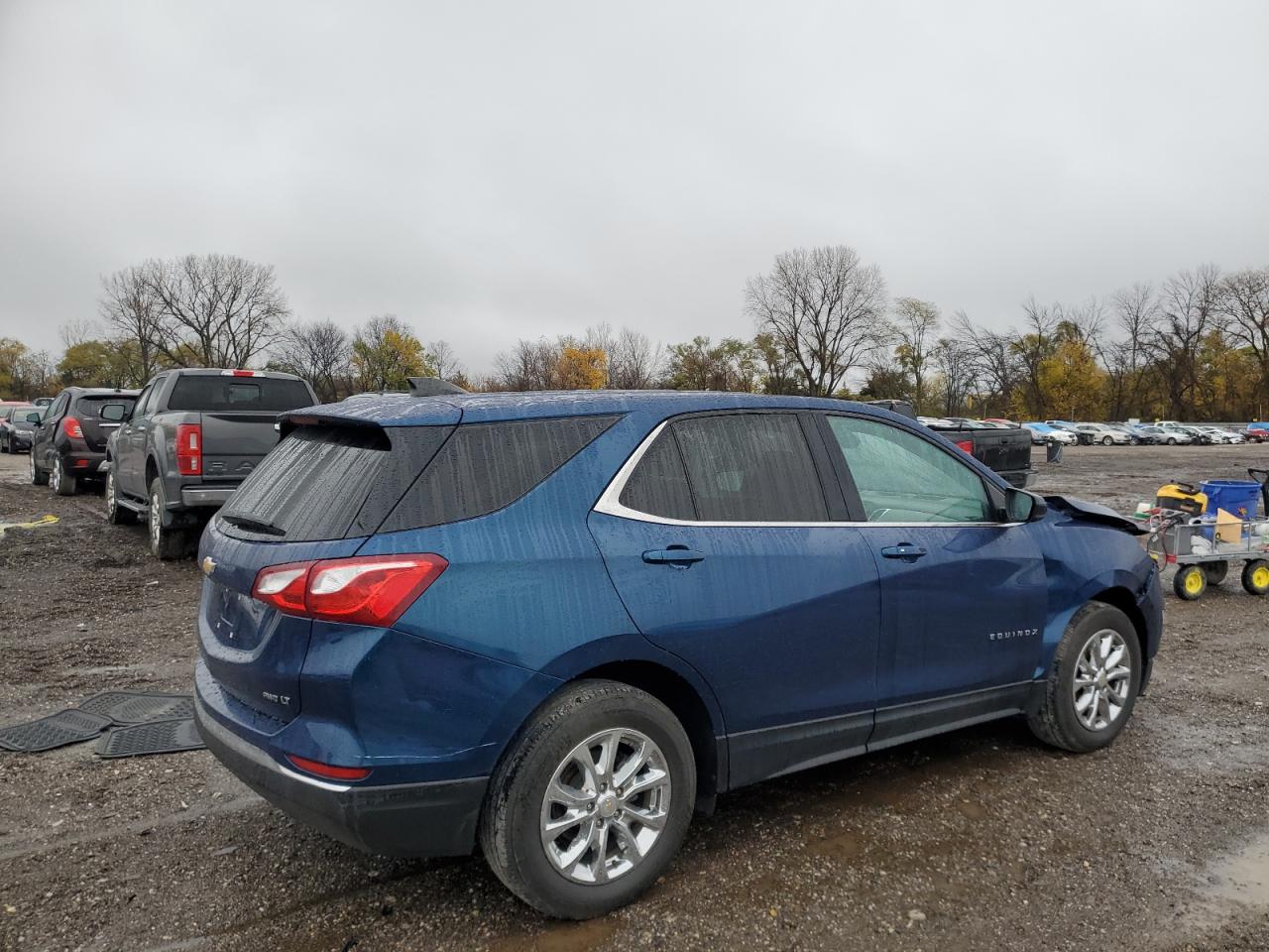 2020 Chevrolet Equinox - Image 3
