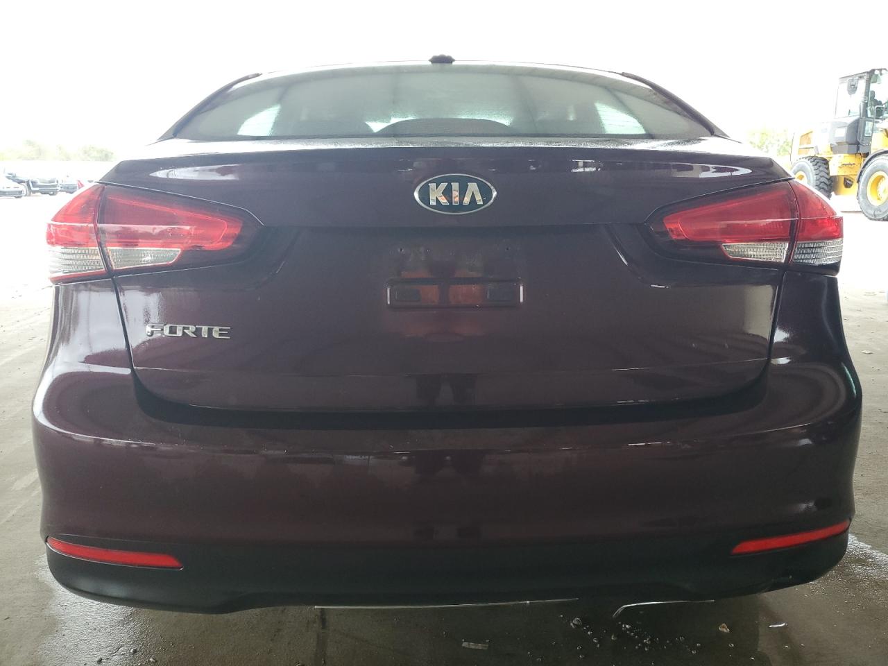 2018 Kia Forte Lx VIN: 3KPFK4A72JE188844 Lot: 78247584