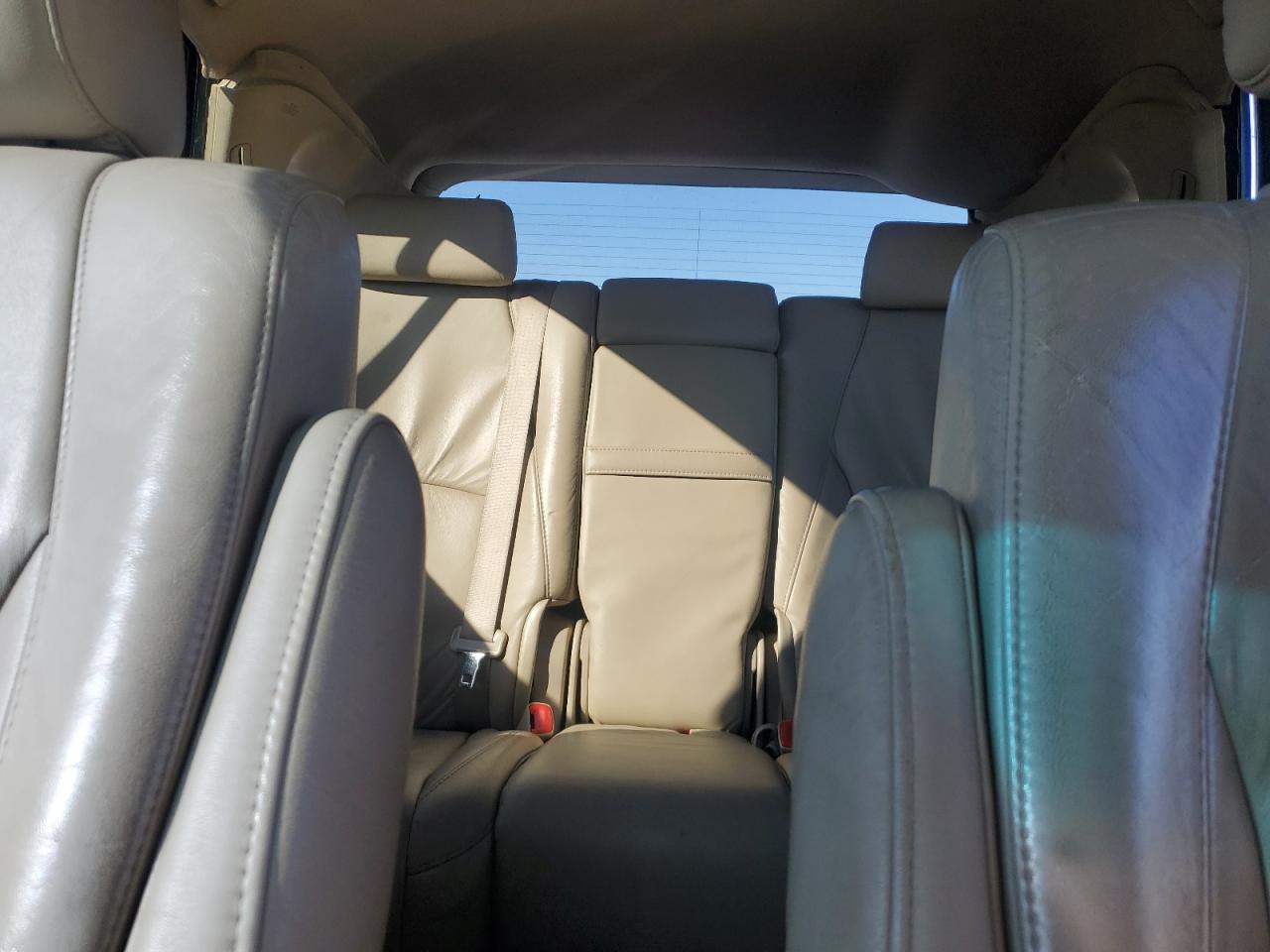 2009 Lexus RX - Image 10