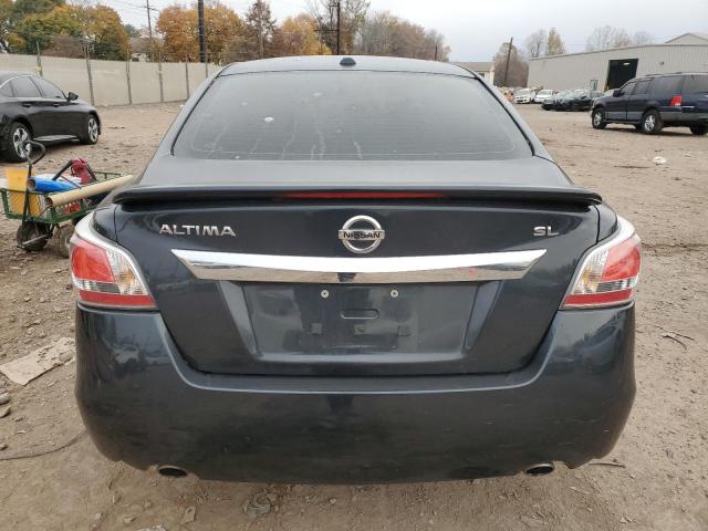  NISSAN ALTIMA 2015 Чорний