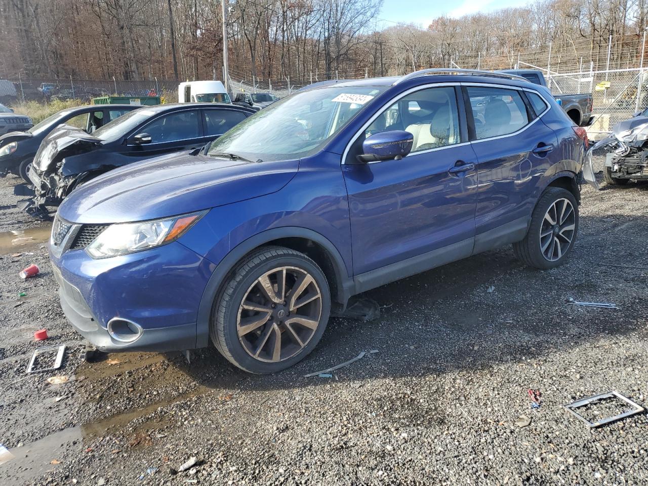 2018 Nissan Rogue - Image 1