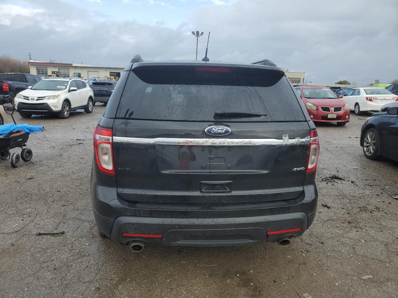 2011 Ford Explorer - Image 6