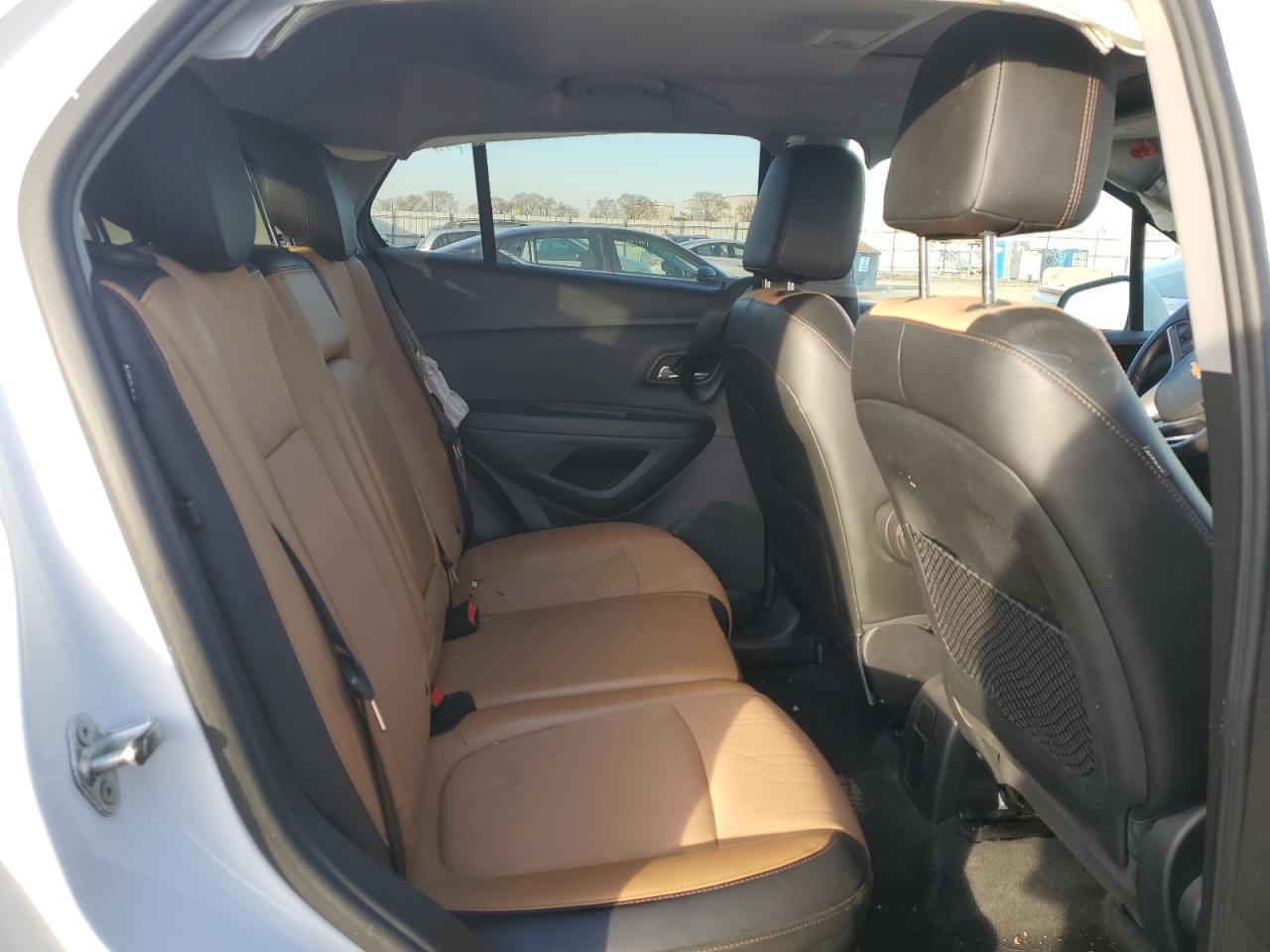 2017 Chevrolet Trax - Image 11