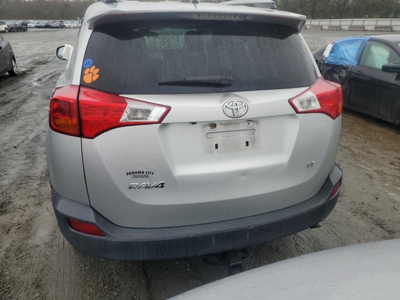 2015 Toyota Rav4 Le VIN: JTMZFREV6FJ048457 Lot: 79504214