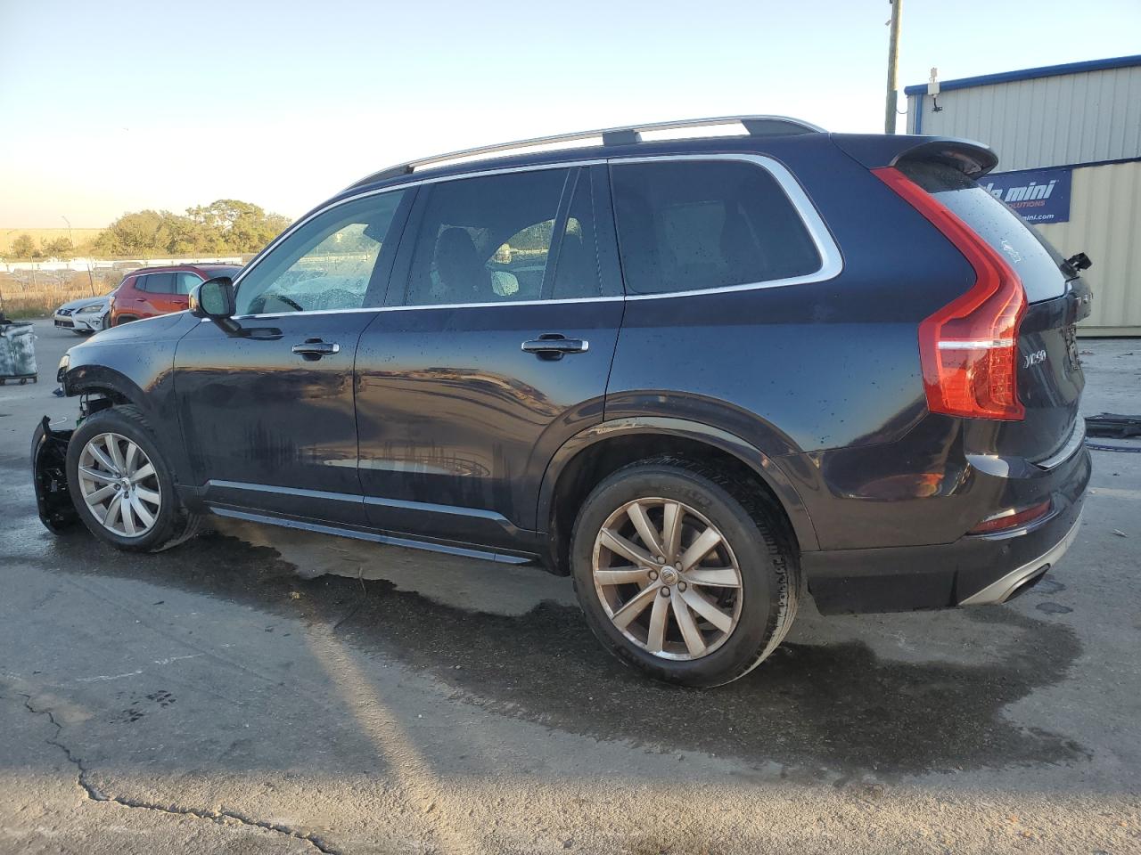 2016 Volvo Xc90 T6 VIN: YV4A22PK1G1058640 Lot: 81535054