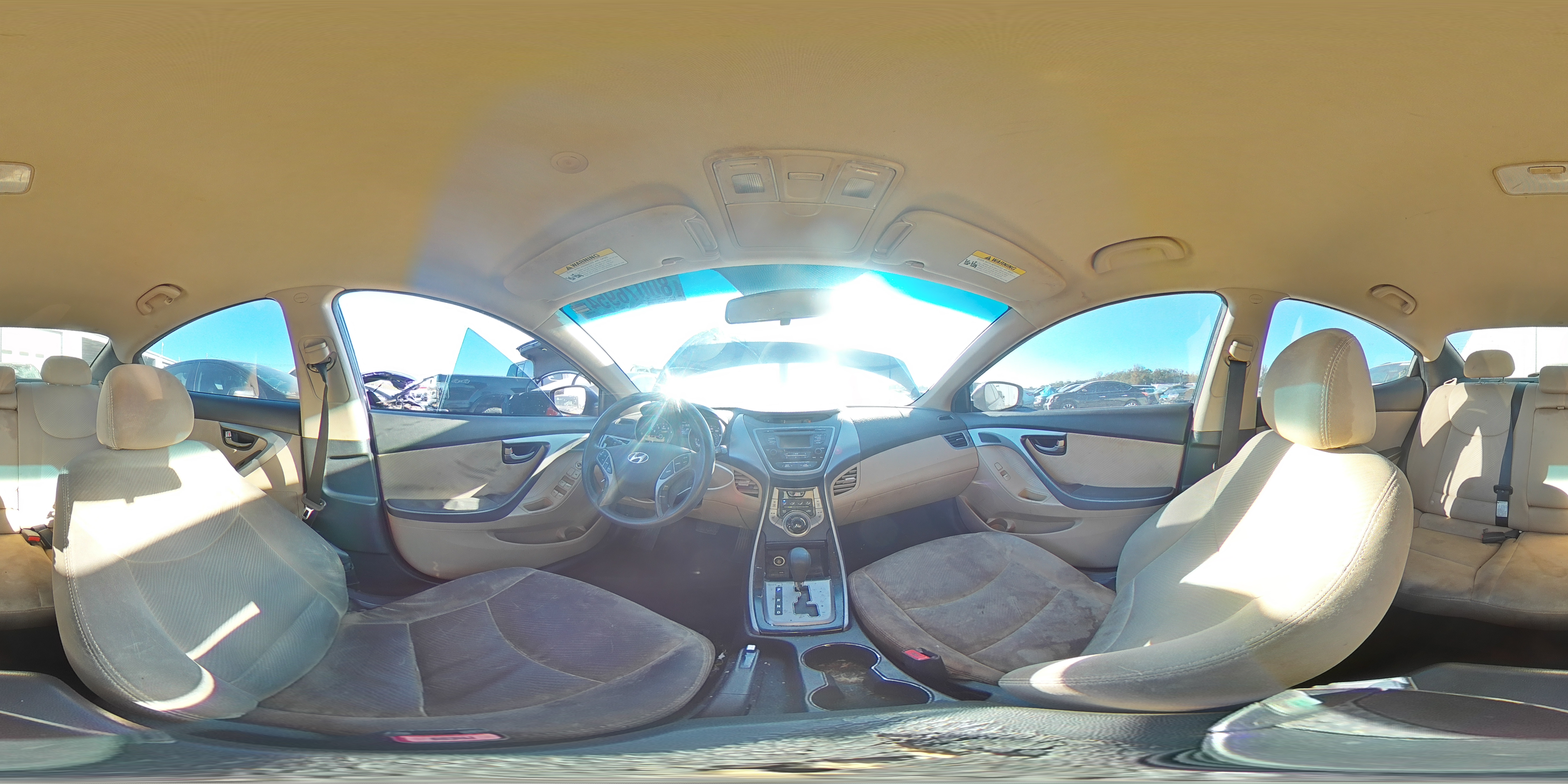 2013 Hyundai Elantra - Image 14