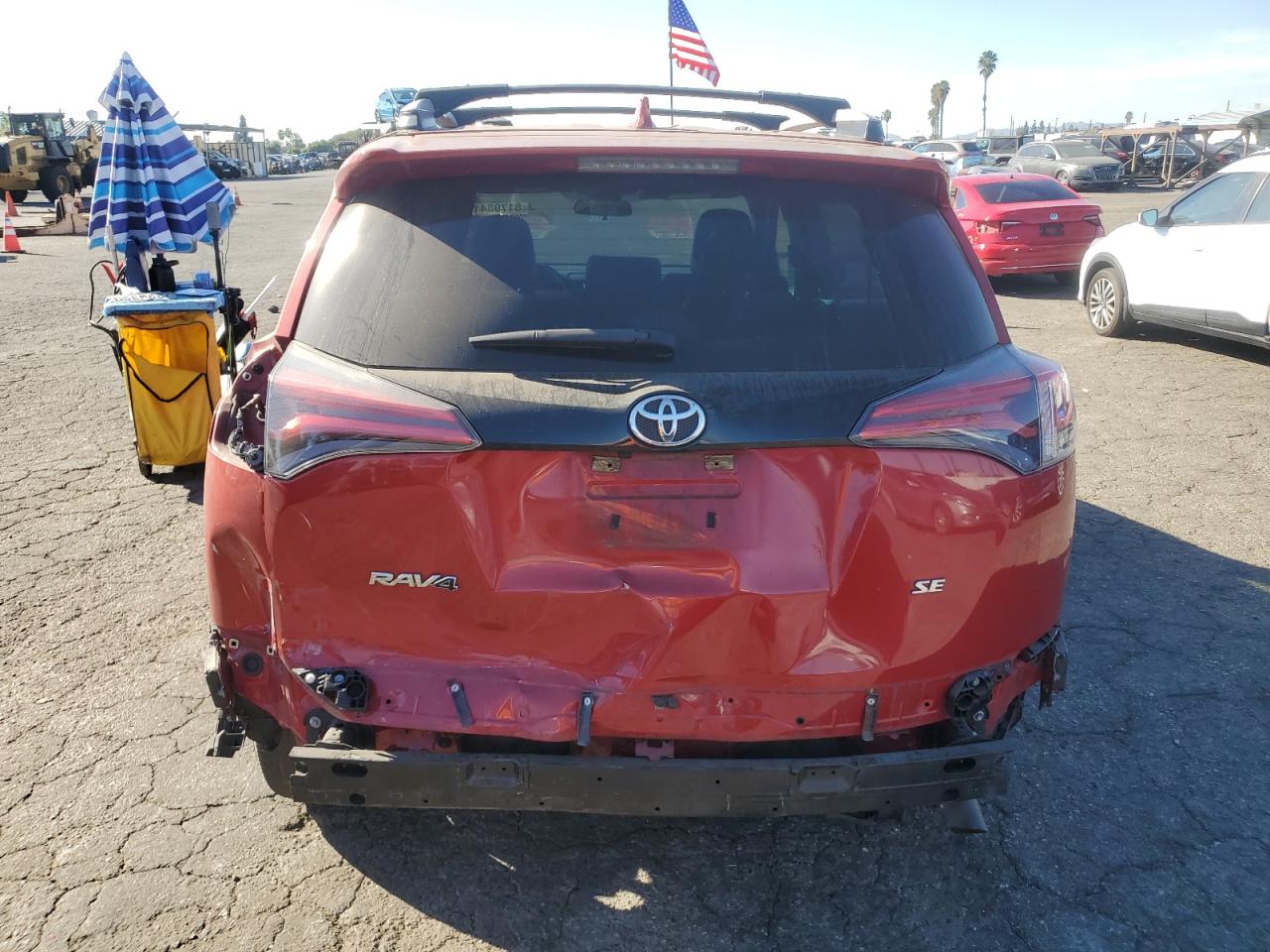 VIN JTMNFREV1HJ118626 2017 TOYOTA RAV4 no.6