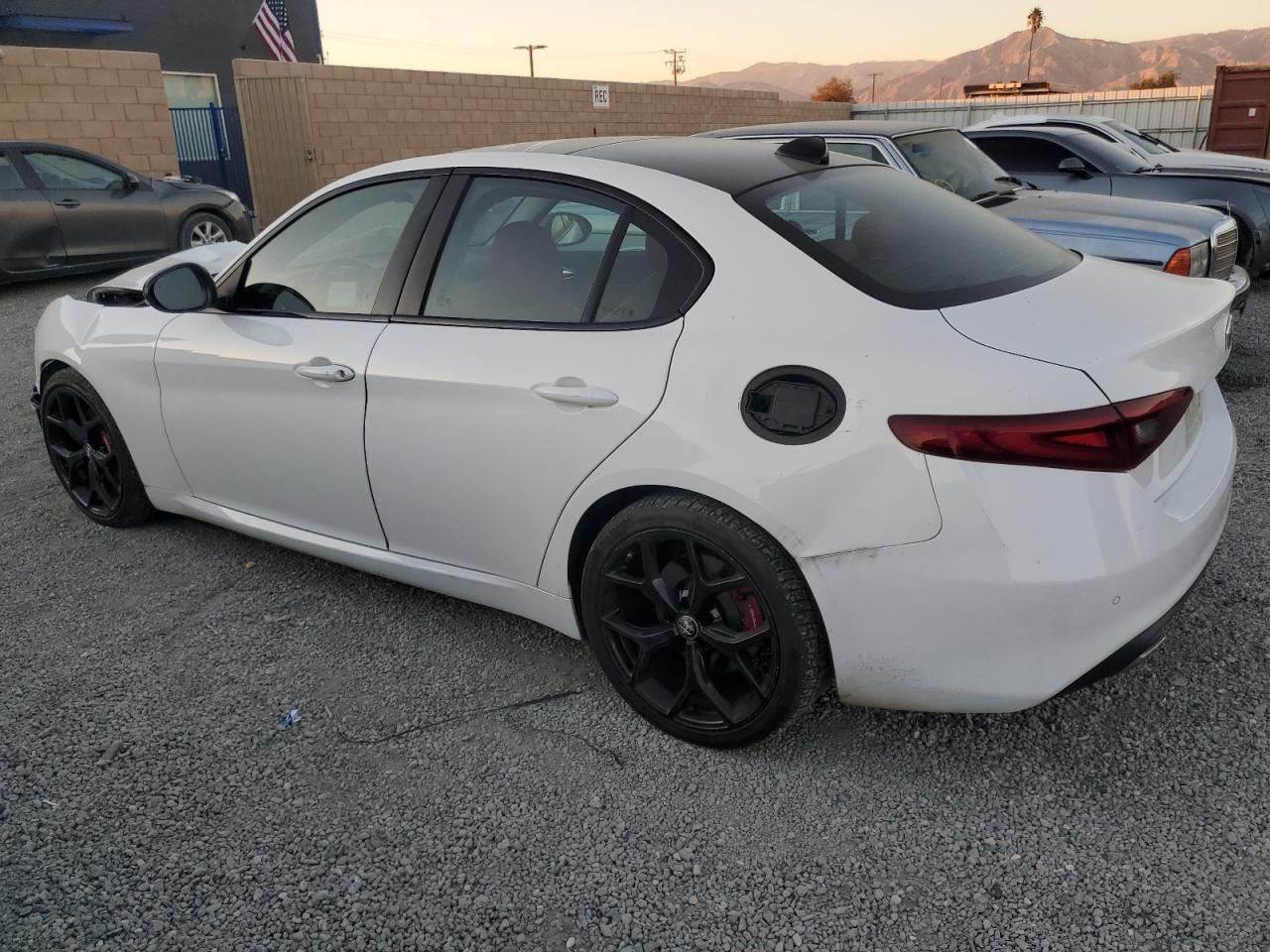 2021 Alfa Romeo Giulia - Image 2
