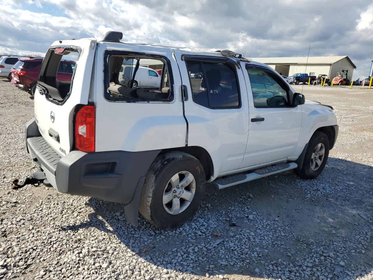 2010 Nissan XTerra - Image 3