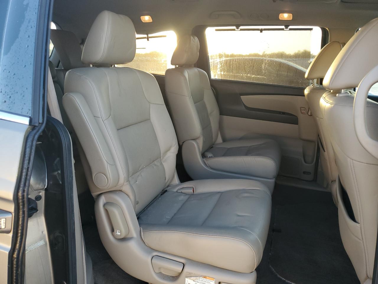 2013 Honda Odyssey - Image 11