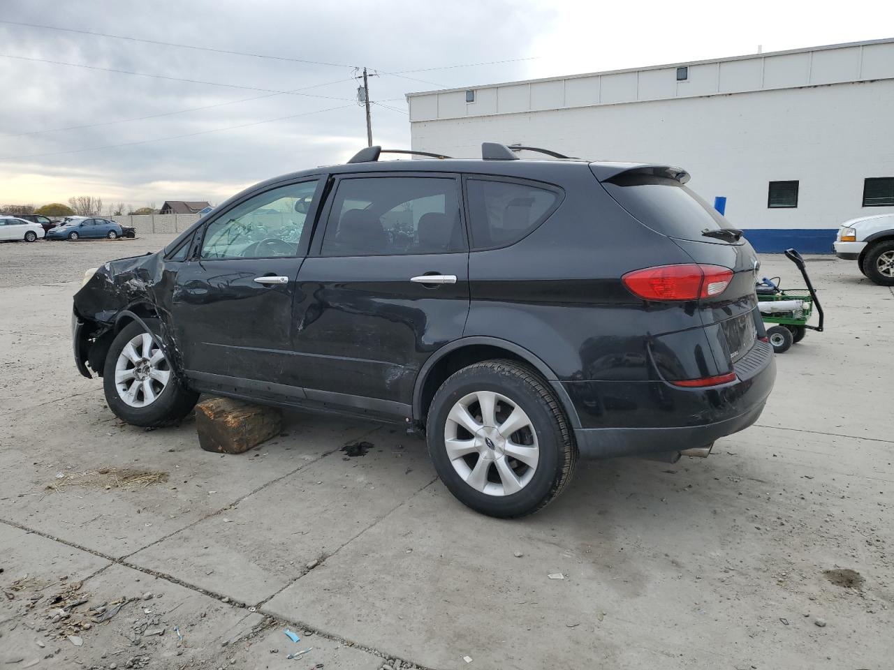 2006 Subaru Tribeca - Image 2