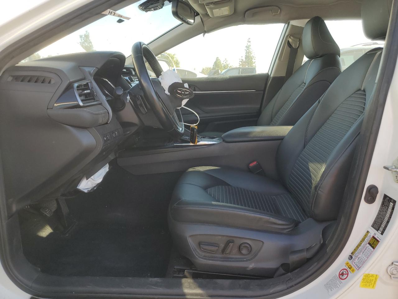 2019 Toyota Camry - Image 7