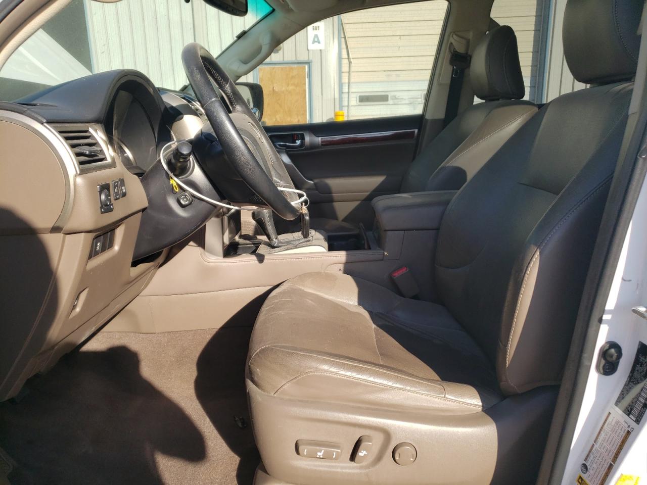 2012 Lexus GX - Image 7