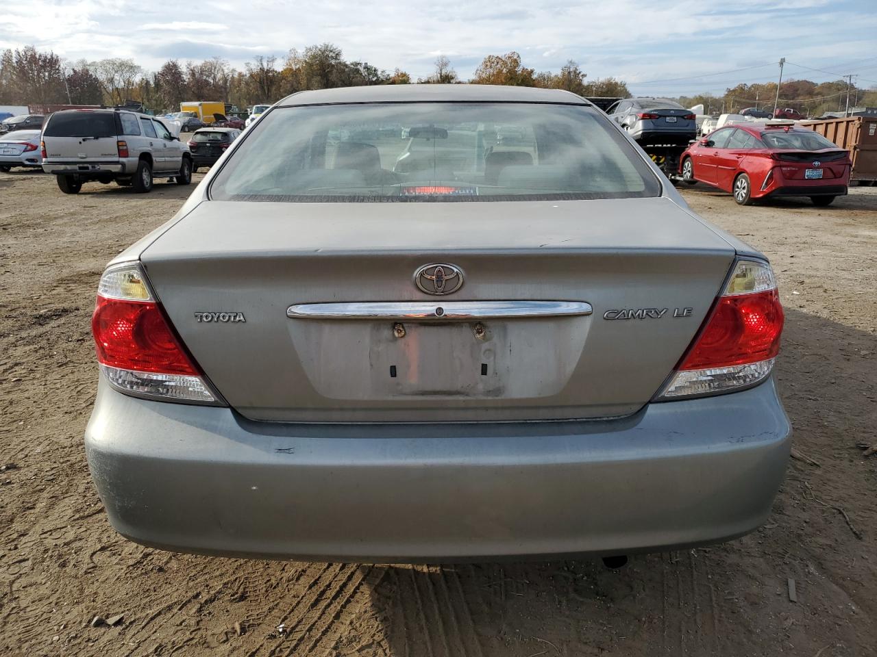 2005 Toyota Camry Le VIN: 4T1BE30KX5U989174 Lot: 79817364