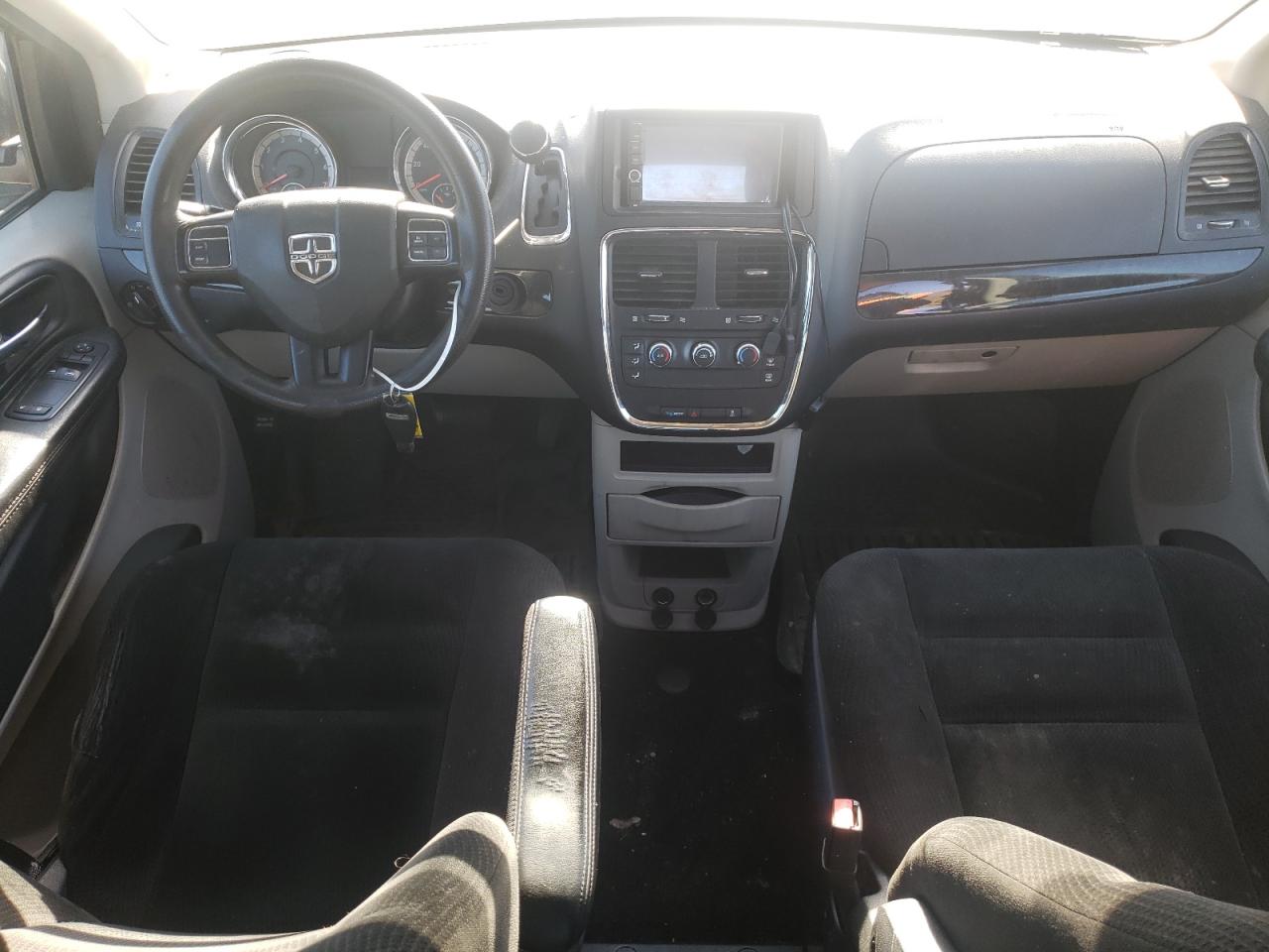 2016 Dodge Caravan - Image 8