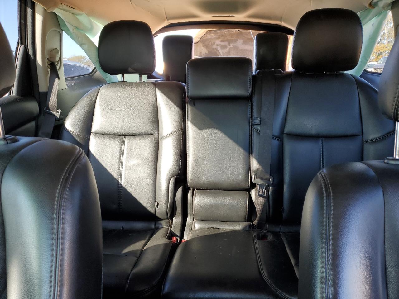 2014 Nissan Pathfinder - Image 10