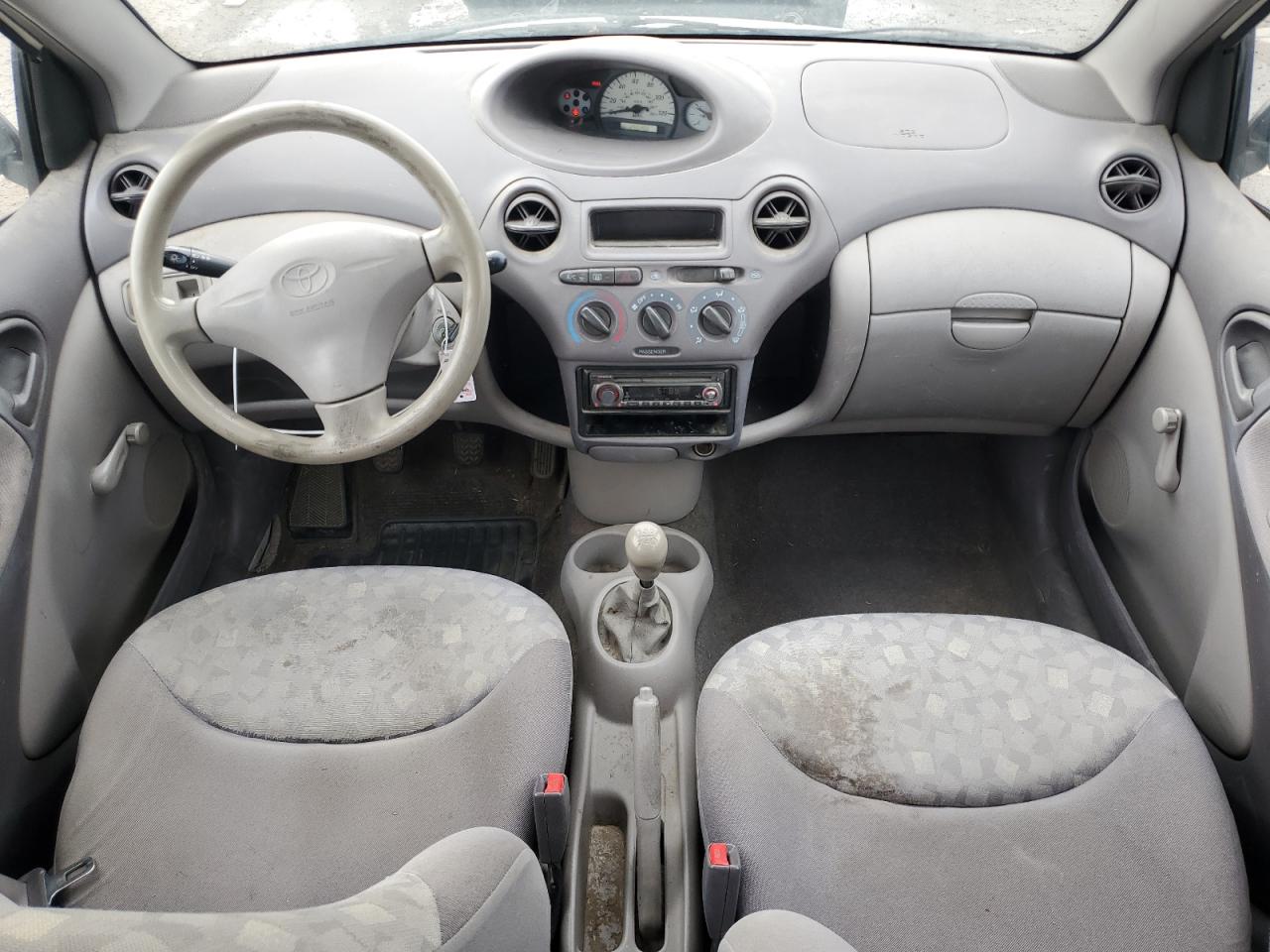 2002 Toyota Echo - Image 8